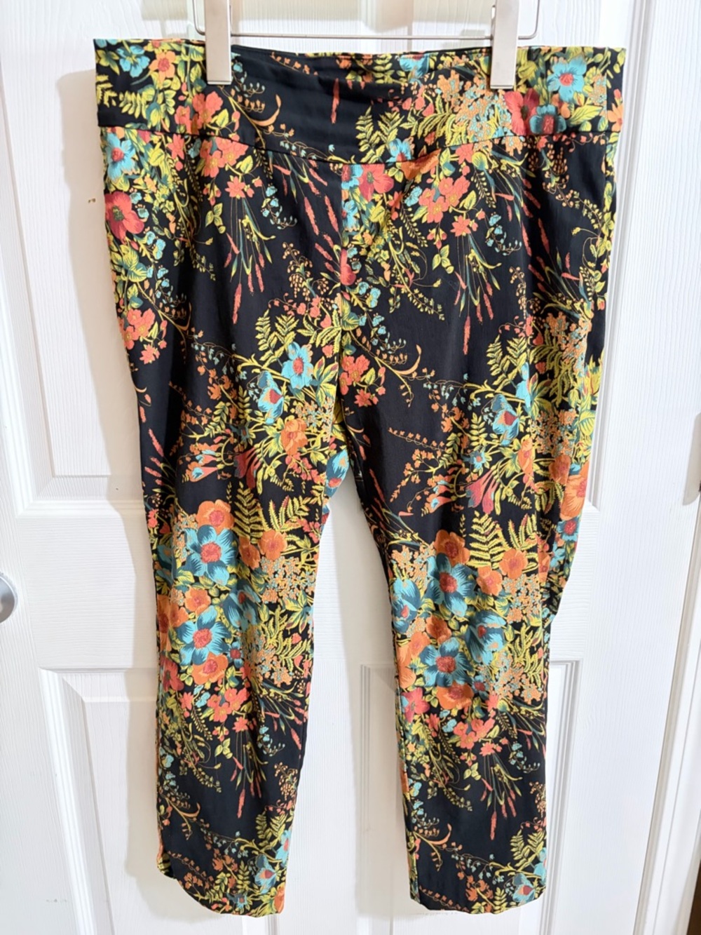 Soft Surroundings Black Floral Skinny Pants with Turquoise & Coral